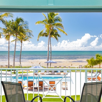 EComm: Spring Break Ecoresorts